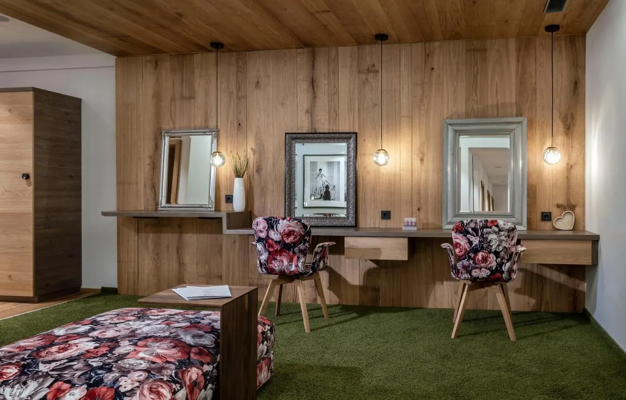 Hotel Franks Oberstdorf 5*,  Duitsland