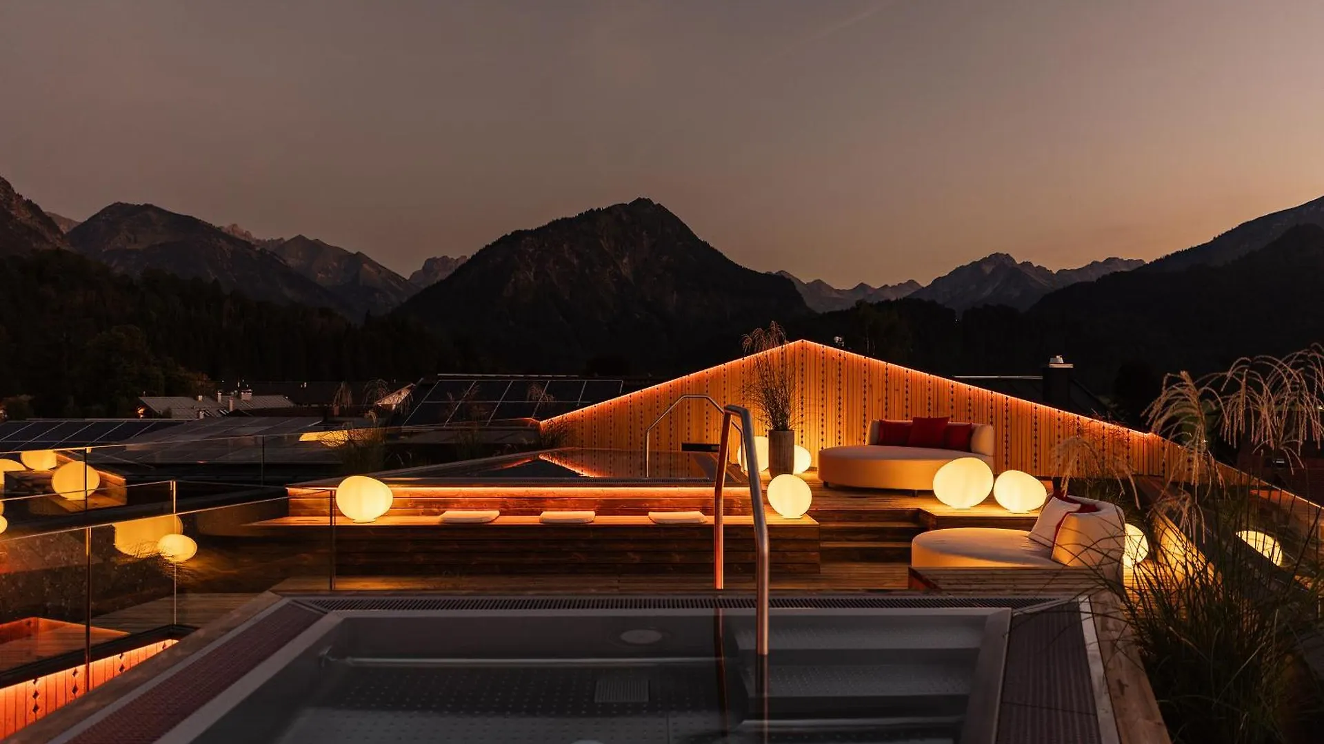 Hotel Franks Oberstdorf 5*,